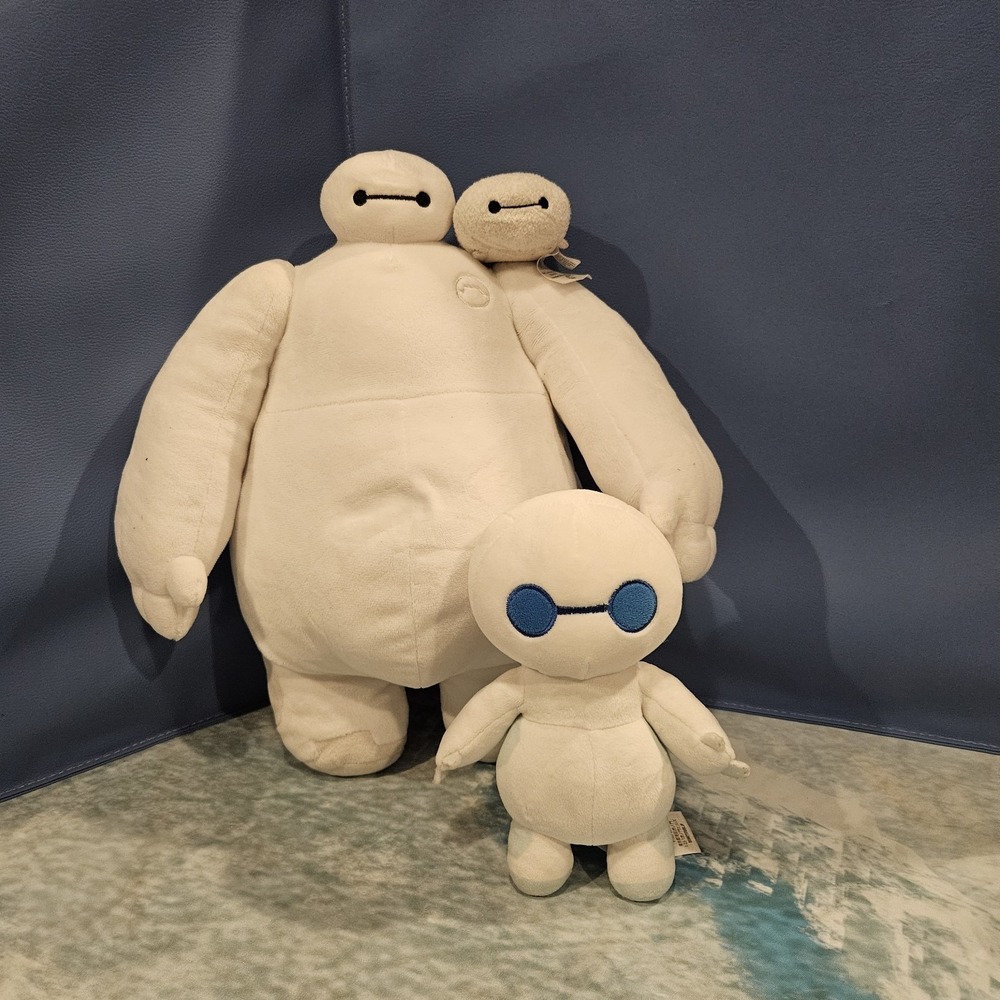 Disney Big Hero 6 Baymax Plush Bundle Large & Small Plush + Mini Tsum Tsum